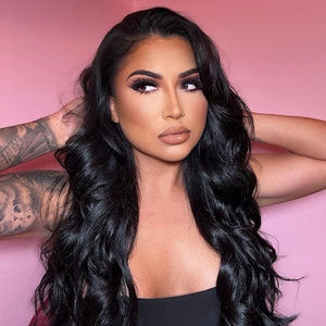 Meet your Posher, Brooke